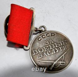 1943 Russian Soviet Military Medal Silver Batle Merit Award Order Badge Wwii War