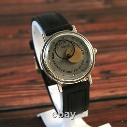 1980s RAKETA COPERNICUS KOPERNIK vintage USSR Russian Soviet watch moon sun