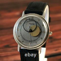 1980s RAKETA COPERNICUS KOPERNIK vintage USSR Russian Soviet watch moon sun