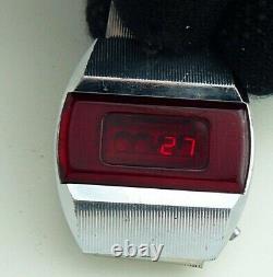 CCCP USSR Soviet Russian First Digital Red LED Watch Pulsar Elektronika 1