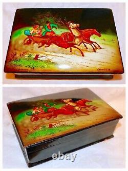 C'1982 Soviet USSR RUSSIA FEDOSKINO TROYKA H/Painted Lacquer Box Signed Numbered