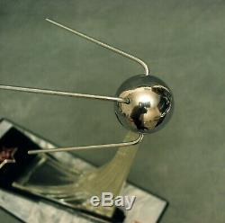 Exclusive Vintage Soviet Russian Space Sputnik Rocket Desktop Lamp USSR RARE