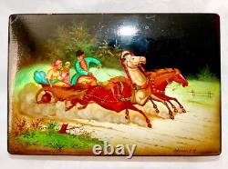 FEDOSKINO Soviet USSR Russian Large Lacquer Box Hand Painted TROYKA Signed Dated