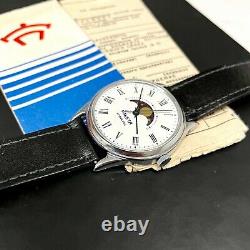 NOS RAKETA Moon Phase 7 Jewels Rare USSR Vintage Wristwatch Soviet? Watch