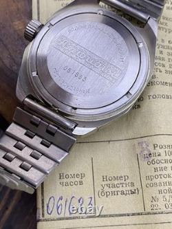NOS VOSTOK Komandirskie Amphibian Albatros USSR Russian Soviet watch #9005
