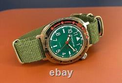New Vostok Watch Mechanical Commander USSR Russian Soviet Wrist Military Rare