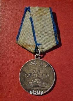Original WWII WW2 Soviet Russian USSR Silver Medal FOR BRAVERY (1944) 1831418
