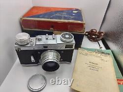 RARE! Leningrad USSR Russian Camera + Jupiter-8 lens #005786