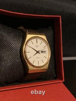 Russian Day-Date GOLD PLATED 7 Jewels USSR Soviet Men's 36MM Watch NEW Battery