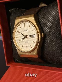 Russian Day-Date GOLD PLATED 7 Jewels USSR Soviet Men's 36MM Watch NEW Battery