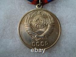 Russian Russia Soviet Ussr Cccp Order Medal Badge Protecting Public Order Silver
