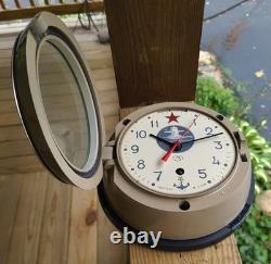 Russian Soviet B CCCP Navy Kauahguyckue Red Star Maritime Submarine Clock & Key
