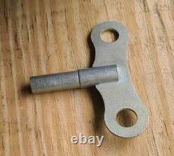 Russian Soviet B CCCP Navy Kauahguyckue Red Star Maritime Submarine Clock & Key