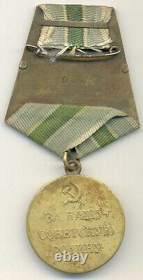 Russian Soviet WWII Medal for the Defense of Soviet Polar Region with Document