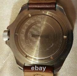 Russian USSR Mechanical (Manual) Windup Wristwatch 17-Jewels Russia