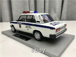 Russian car 1/18 Scale Lada VAZ 2105 USSR police Car 001