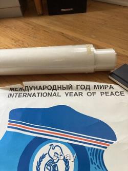 SOVIET RUSSIAN Propaganda Poster USSR vtg International Year Of Peace anti-war