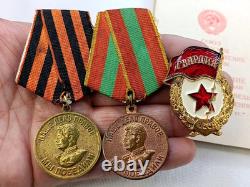 Soviet Russian Set 21 Medals, badges with 6 Documents of Veteran WW2, Army USSR