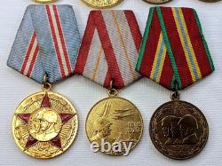Soviet Russian Set 21 Medals, badges with 6 Documents of Veteran WW2, Army USSR