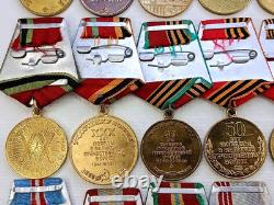 Soviet Russian Set 22 Medals, badges with 10 Documents of Veteran WW2, Army USSR
