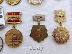 Soviet Russian Set 22 Medals, badges with 10 Documents of Veteran WW2, Army USSR