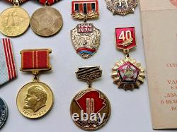 Soviet Russian Set 23 Medals, badges with 6 Documents of Veteran WW2, Army USSR