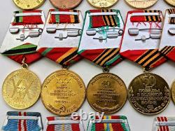 Soviet Russian Set 23 Medals, badges with 6 Documents of Veteran WW2, Army USSR