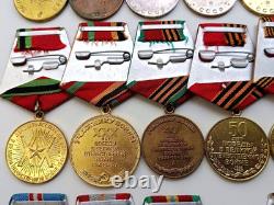 Soviet Russian Set 23 Medals, badges with 7 Documents of Veteran WW2, Army USSR