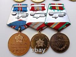 Soviet Russian Set 23 Medals, badges with 7 Documents of Veteran WW2, Army USSR