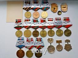 Soviet Russian Set of 18 Medals and Badges of Veteran WW2, Army USSR. Document