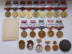 Soviet Russian Set of 20 Medals and Badges of Veteran WW2, Army USSR. Documents