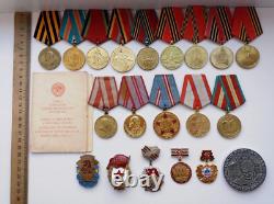 Soviet Russian Set of 20 Medals and Badges of Veteran WW2, Army USSR. Documents