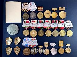 Soviet Russian Set of 25 medals and badges of Veteran WW2 USSR Army. Document