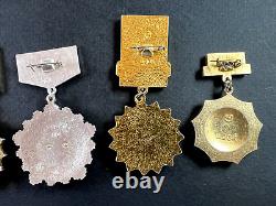 Soviet Russian Set of 25 medals and badges of Veteran WW2 USSR Army. Document
