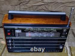 USSR Soviet Russian VINTAGE Transistor Horizont Radio Receiver Okean 209 FM