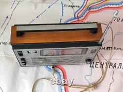 USSR Soviet Russian VINTAGE Transistor Radio Receiver Selena B-215 LW FM UHF