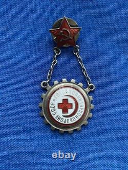 USSR Soviet Russian WW2 Red Army badge Ready To Sanitary Defence withphoto. 1930s