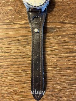 VTG RAKETA Watch USSR Russian SOVIET Analog Wristwatch Paketa Leather Strap