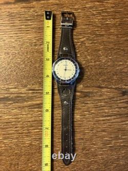 VTG RAKETA Watch USSR Russian SOVIET Analog Wristwatch Paketa Leather Strap