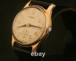 Vintage 1957 USSR men's Pobeda dial dress 17 jewel wristwatch, running great