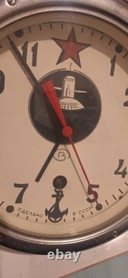 Vintage Komandirskie Red Star CCCP Russian Submarine Clock no key