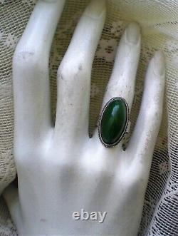 Vintage Russian Soviet USSR Solid Silver 875 Green Nephrite Jade Cocktail Ring