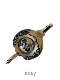Vintage Soviet/Russia Gzhel Hand Painted Porcelain Teapot 11.5 H x 11.5 W USSR