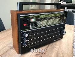 Vintage Soviet Russian USSR Radio SELENA TYPE B 211 LW FM 2SW UHF