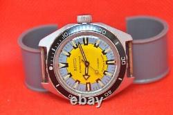Vintage Soviet VOSTOK Banana Amphibian diver watch reference 320228 Serviced