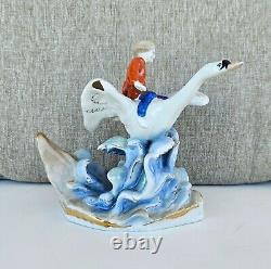 Vintage USSR Soviet Russian Dulevo Porcelain Figurine Geese-Swans