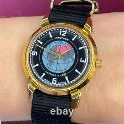 Vintage Watch Raketa Sputnik Mechanical Kirovskie Soviet USSR Russian Men RARE