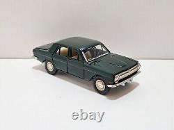 Volga Gaz 24 Volga 24-01 A14 Dark Green 1/43 Ussr Russian Sedan