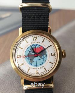 Watch Raketa Sputnik Mechanical Kirova Soviet USSR Russian Men Military RARE