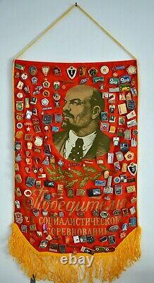 100 Médailles De L'urss Soviétique Russe Et Insignes D'épingle + Drapeau De Bannière De Pennant Original